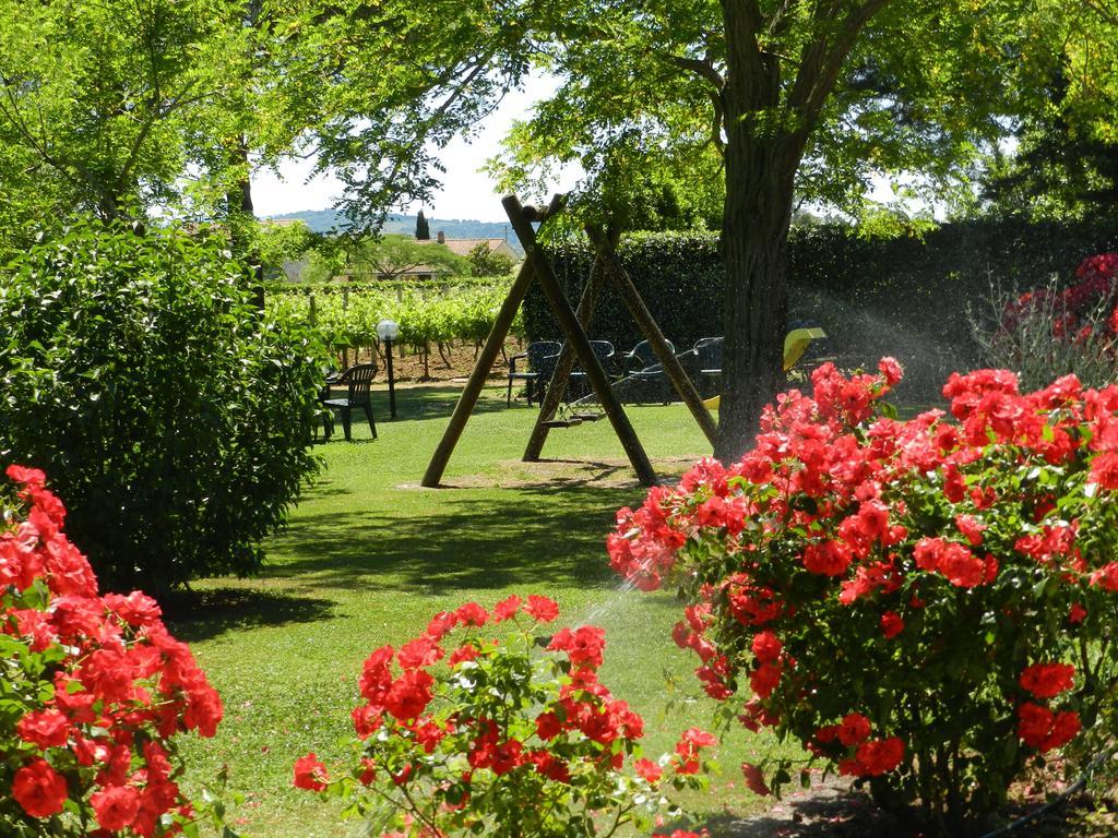 Agriturismo Fusini มาลียาโน อิน ตอสกานา ภายนอก รูปภาพ