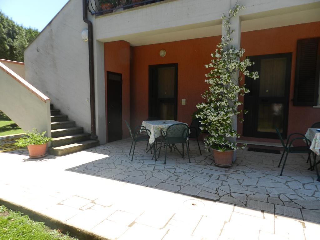 Agriturismo Fusini มาลียาโน อิน ตอสกานา ภายนอก รูปภาพ