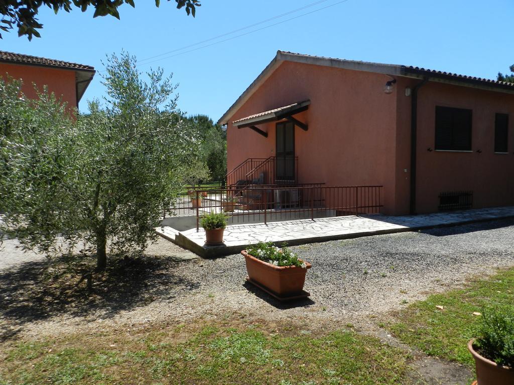 Agriturismo Fusini มาลียาโน อิน ตอสกานา ภายนอก รูปภาพ