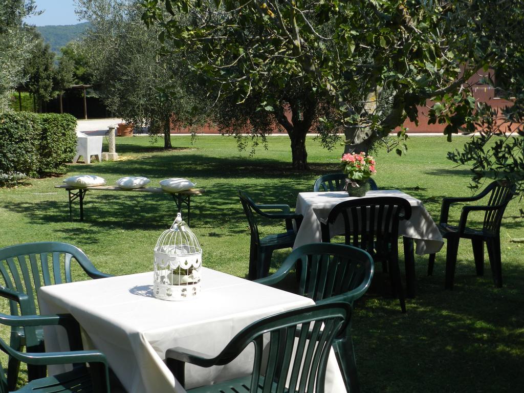 Agriturismo Fusini มาลียาโน อิน ตอสกานา ภายนอก รูปภาพ