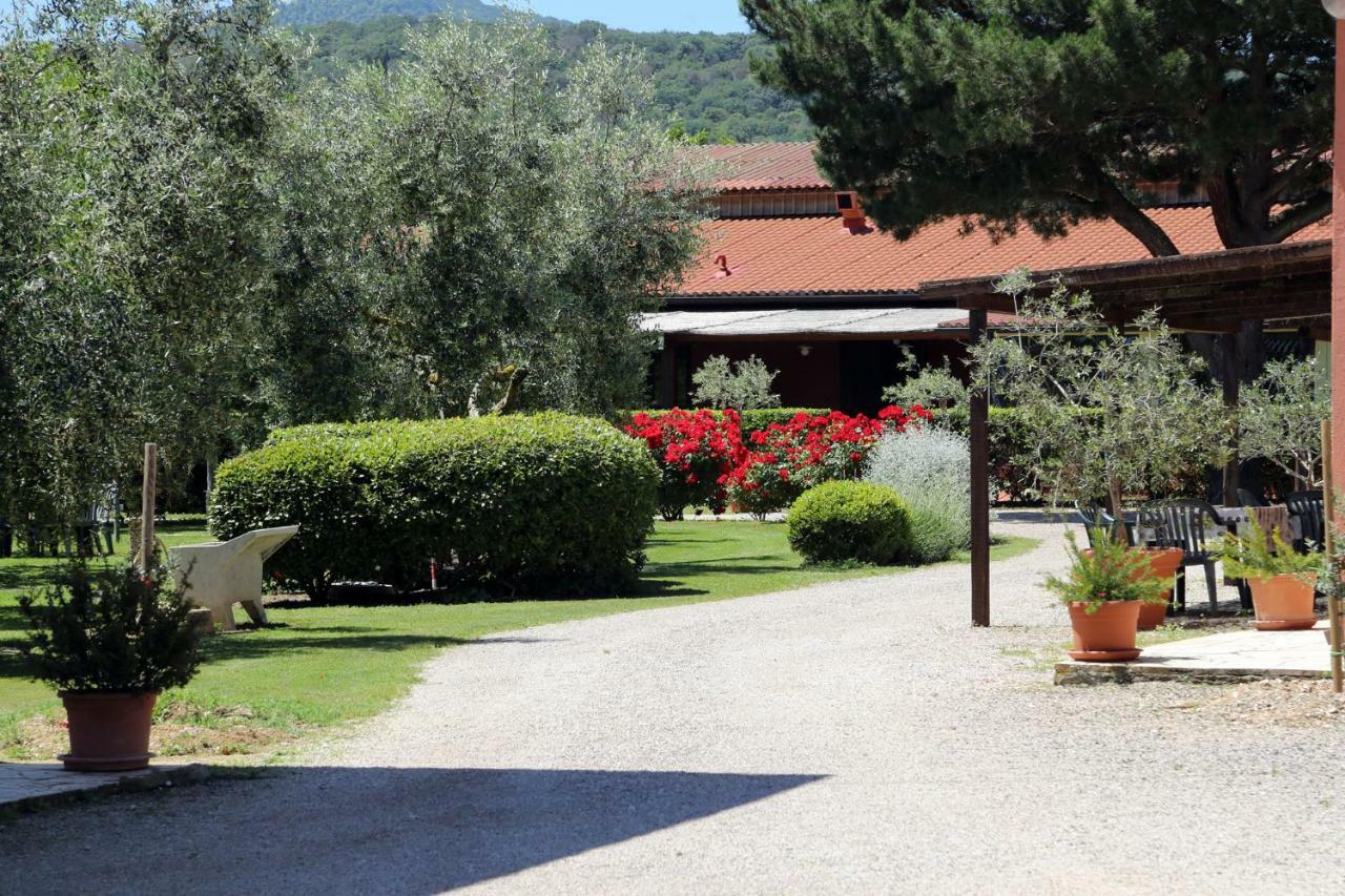 Agriturismo Fusini มาลียาโน อิน ตอสกานา ภายนอก รูปภาพ